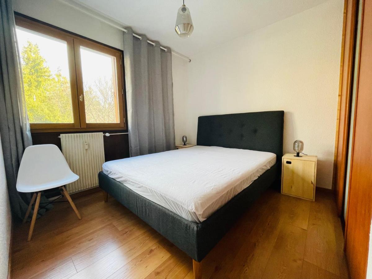 Appartement rénové à 200m de la plage + garage Embrun Extérieur photo